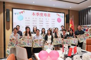 “月”来越Happy——足球竞猜集团官网足球竞猜集团官网足球竞猜集团官网足球竞猜集团官网首页-足球竞猜(中国)-足球竞猜(中国)
集团第三季度员工生日会遇上中秋